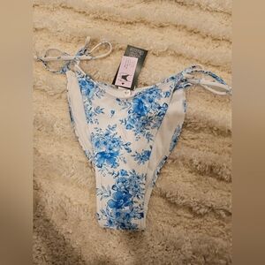 NWT Wild Fable Blue and White Floral Bikini Bottom